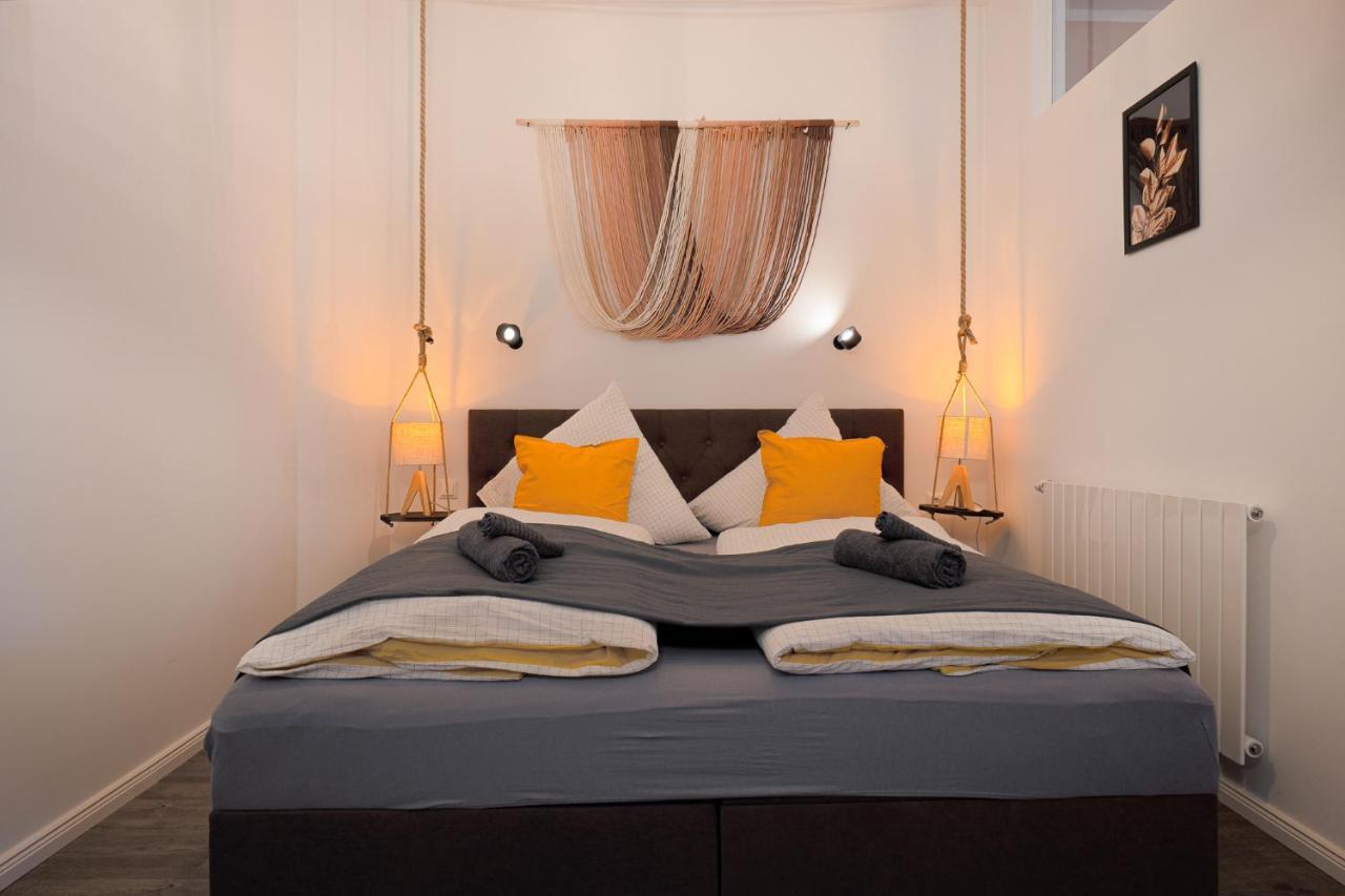 Appartamento Blue Chili 32 - Stadtwohnung Fuer 3 Modern Zentral Karlshorst Wlan *